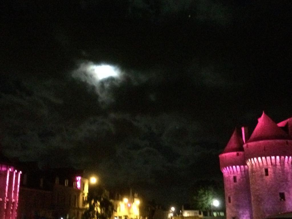 Hotel Les Remp'Arts Guerande Luaran gambar